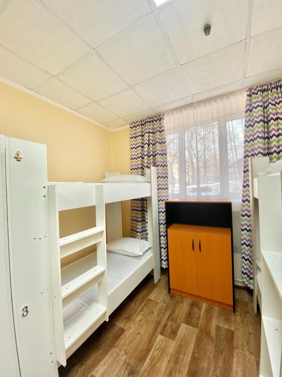 Alma-Ata Hostel Buitenkant foto